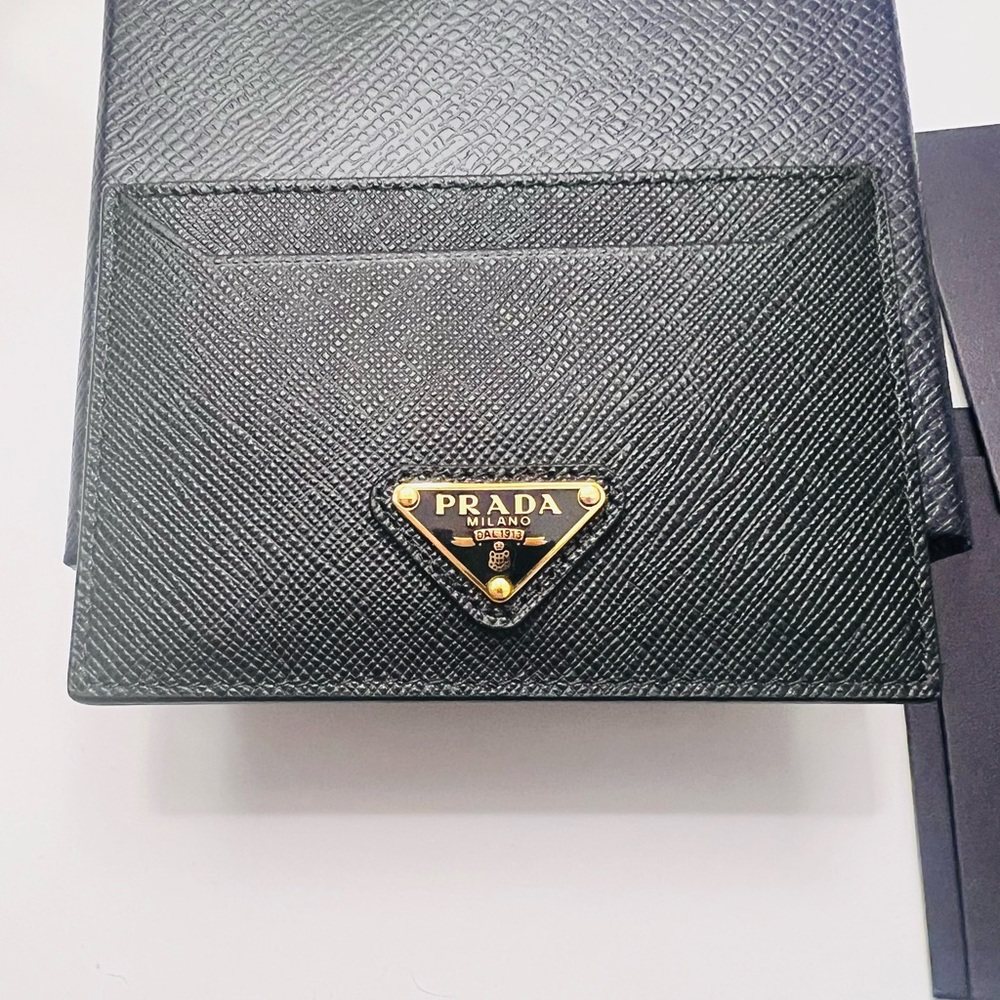 Prada Black Saffiano Leather Card Holder - BRAND NEW - AUTHENTIC!❤️ - Picture 3 of 9